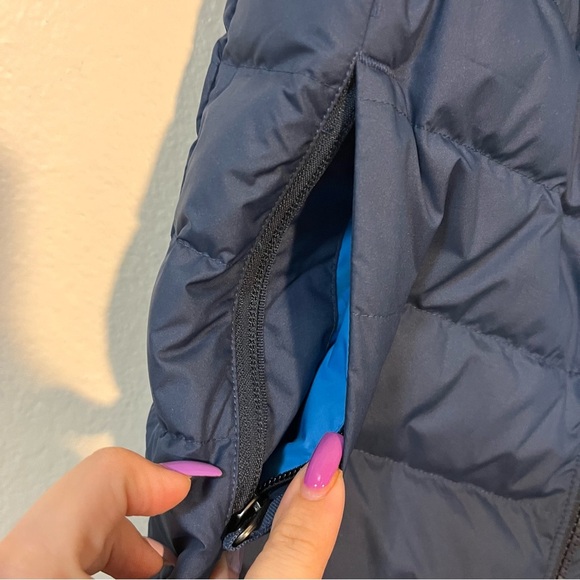 REI Co-Op Down Filled Two Tone Blue Puffer Vest Size Medium Outdoor Warm Layers - Picture 6 of 7